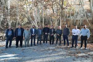 بازدید مشترک رئیس شبکه بهداشت و درمان شهرستان بیضا و مسئولین شهرستان از منطقه گردشگری «غوره دان»